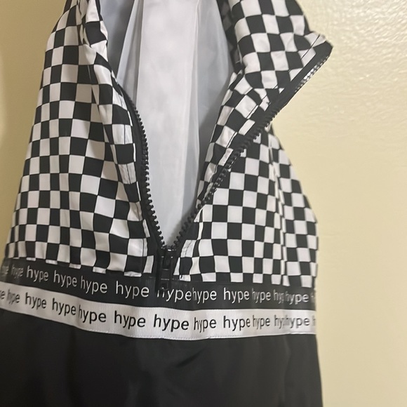 Cute rue 21 hype crop windbreaker - Picture 4 of 5